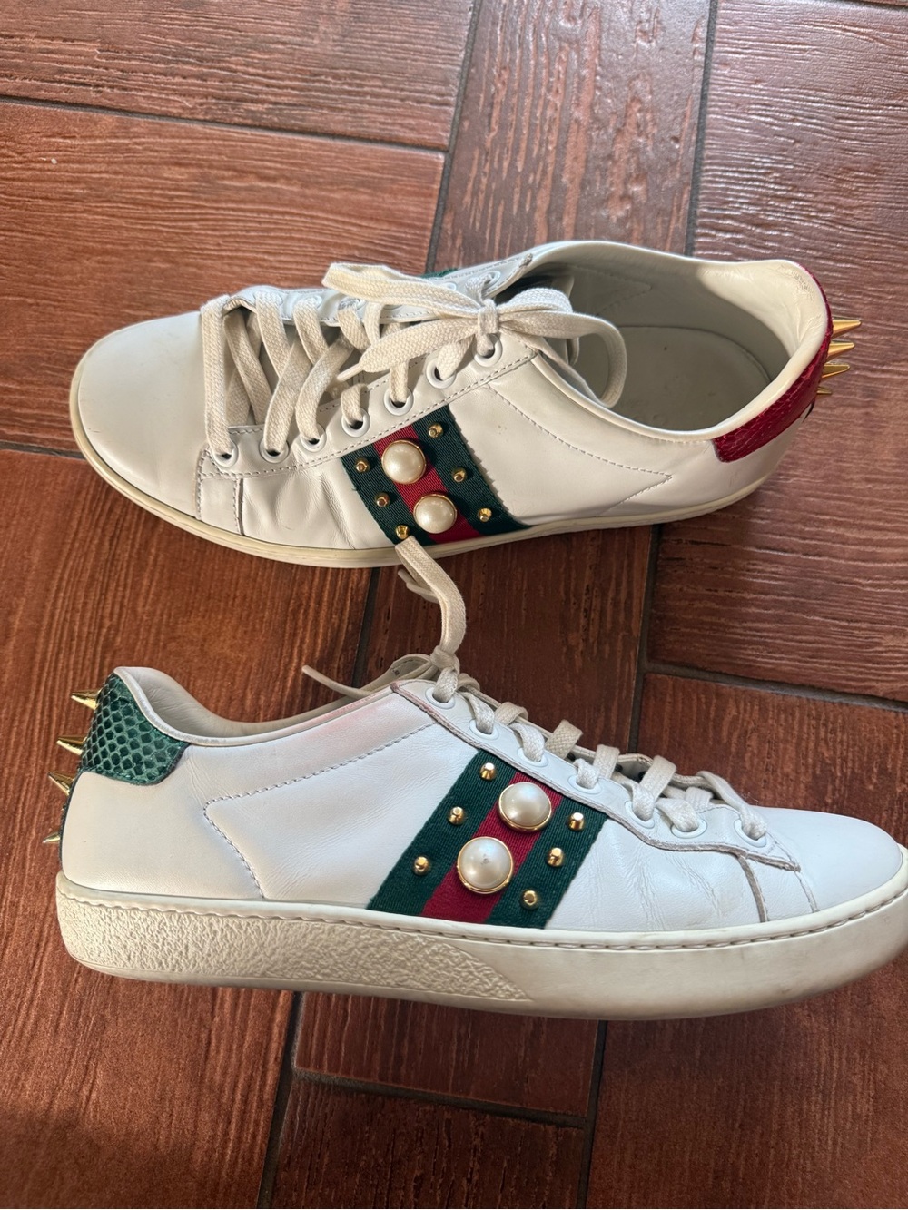 Gucci White Leather Womens Sneaker with Spikes and Pearls Size 36